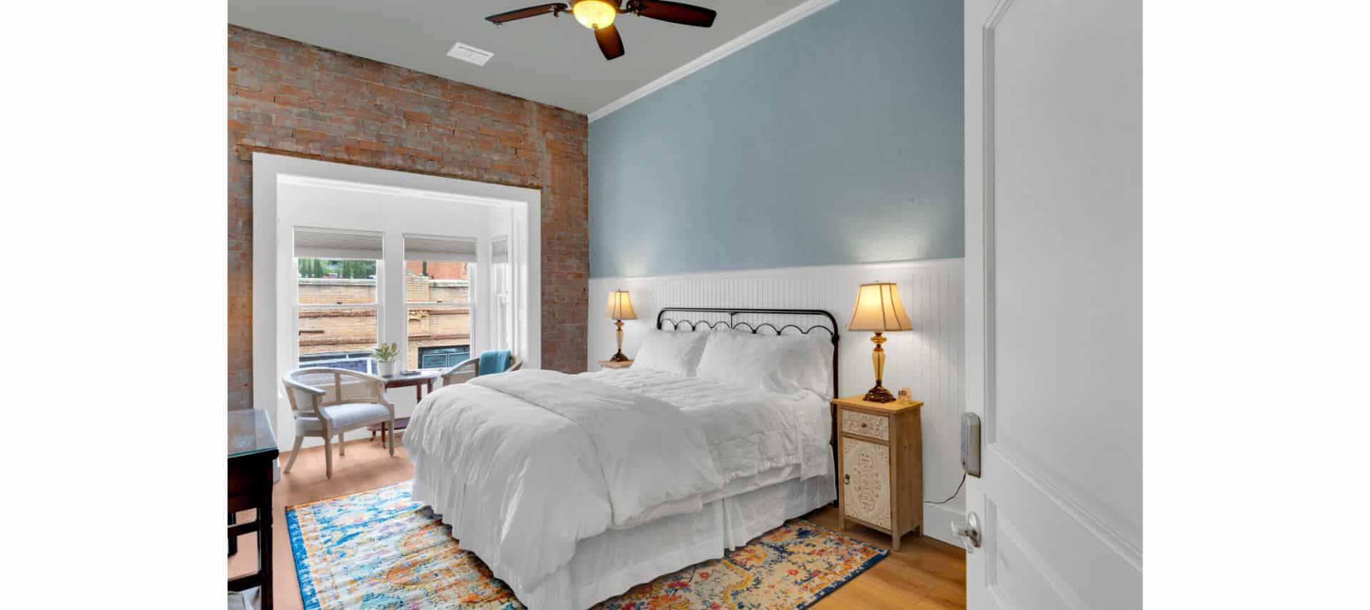 Room 2 Header