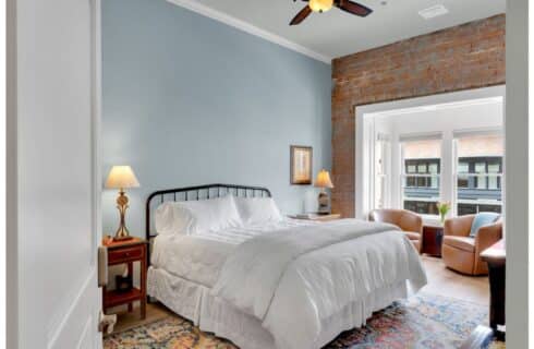 Room 1 Bed